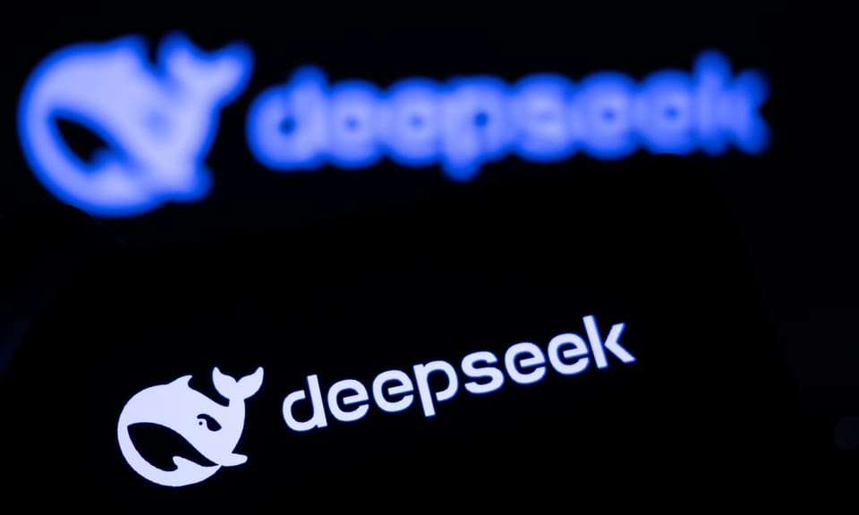 AI Roundup: DeepSeek- Discover the Chinese AI That's Disrupting the Market